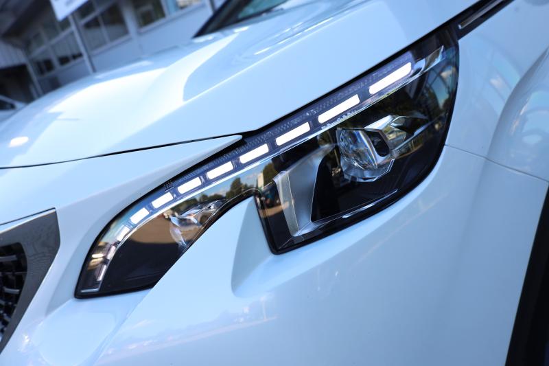 Peugeot - 3008 - pic3