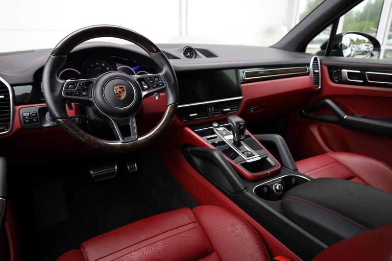Porsche - Cayenne - pic15