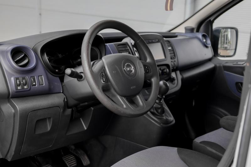 Opel - Vivaro - pic7