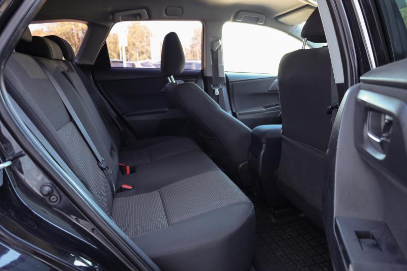 Toyota - Auris - pic13