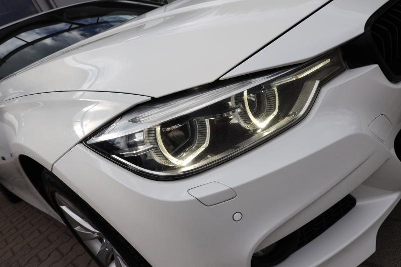 BMW - 320 - pic5