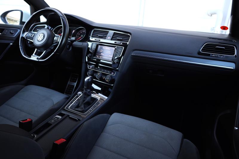 Volkswagen - Golf - pic11