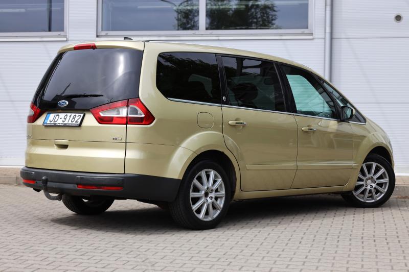 Ford - Galaxy - pic6