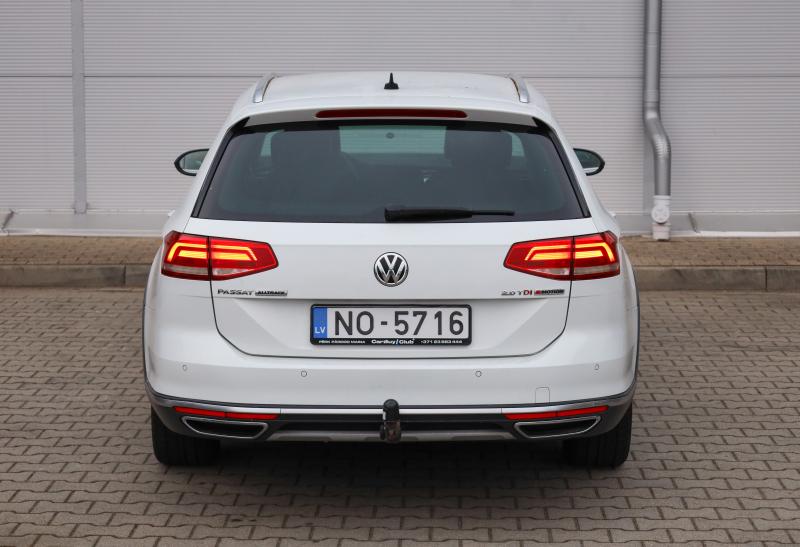 Volkswagen - Passat Alltrack - pic7