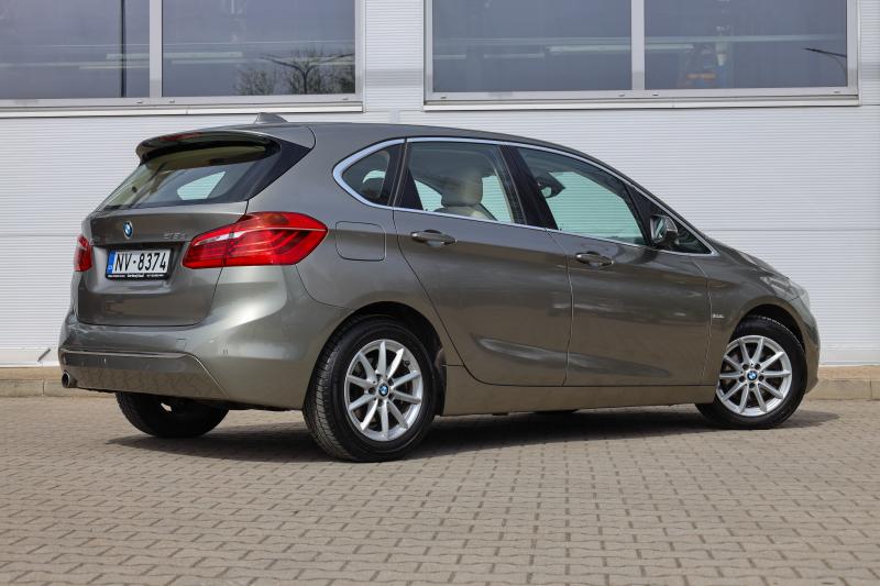 BMW - 218 - pic9