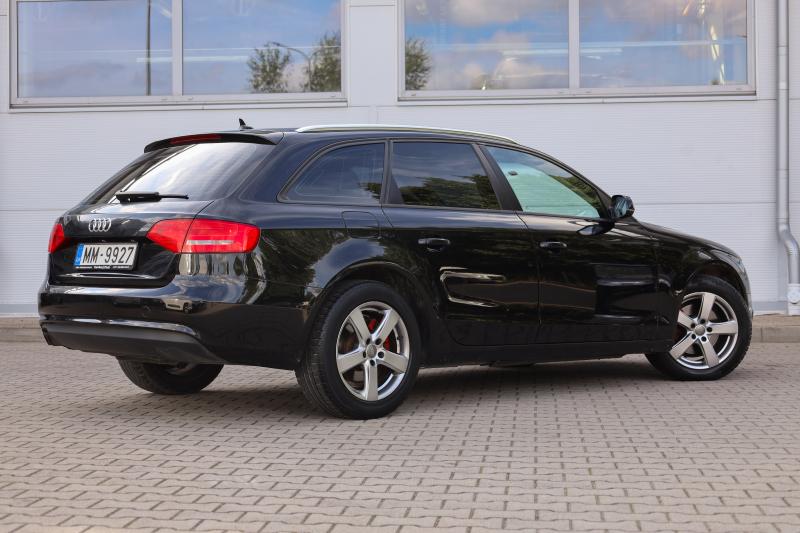Audi - A4 - pic6