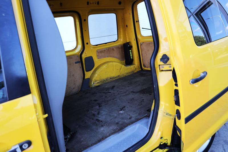 Volkswagen - Caddy - pic8