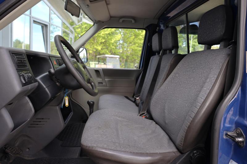Volkswagen - Transporter - pic9