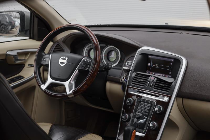Volvo - XC60 - pic17