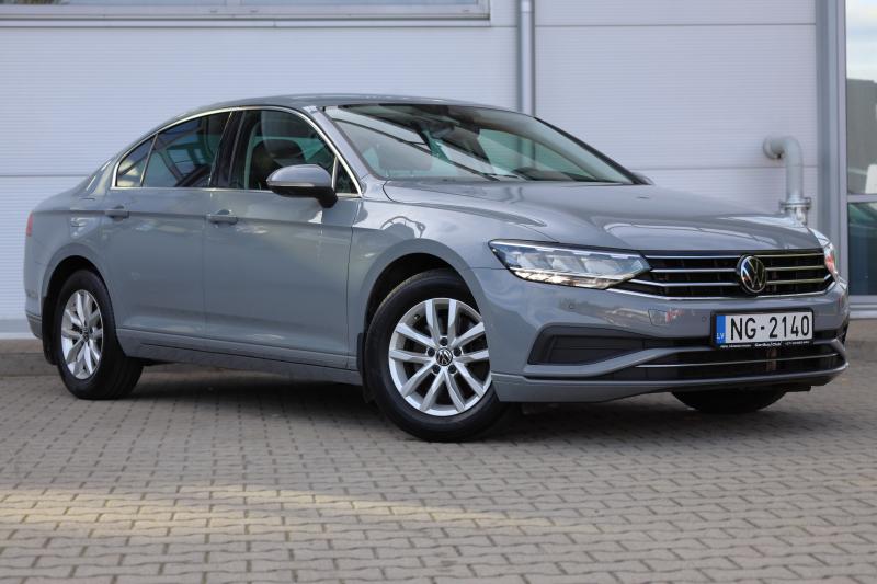 Volkswagen - Passat - pic3