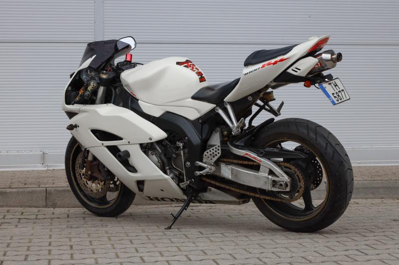 Honda - CBR - pic8
