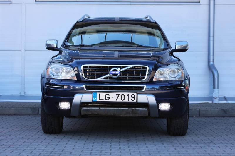Volvo - XC90 - pic4