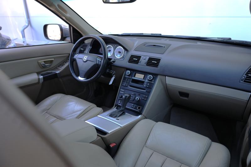 Volvo - XC90 - pic12