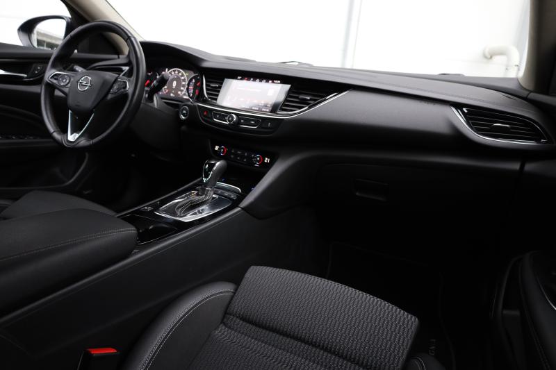 Opel - Insignia - pic12