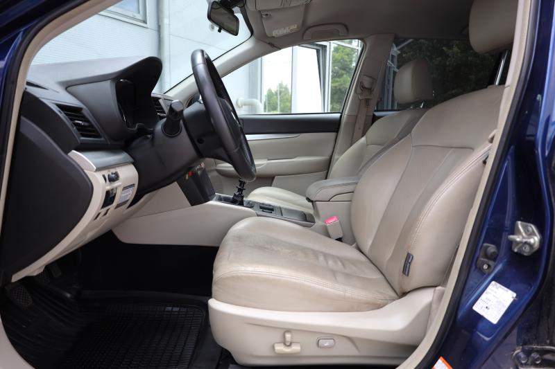 Subaru - Legacy - pic7