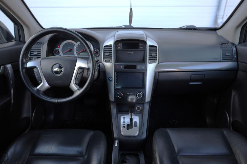 Chevrolet - Captiva - pic5