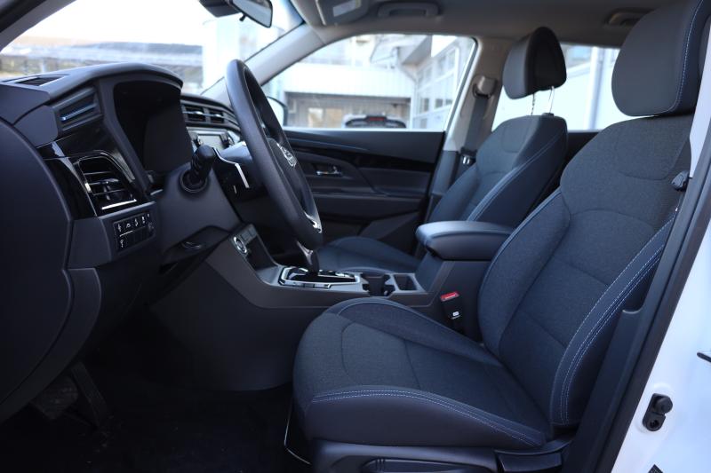 SsangYong - Korando - pic9