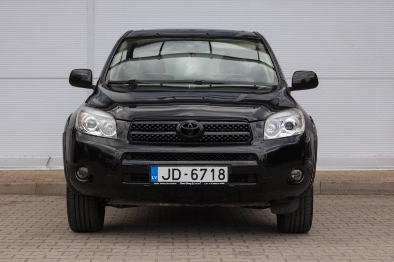 Toyota - RAV4 - pic2