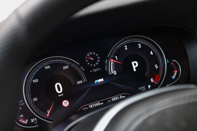BMW - 520 - pic12