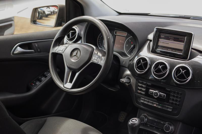 Mercedes-Benz - B180 - pic15