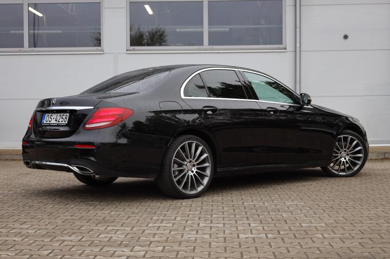 Mercedes-Benz - E220 - pic9
