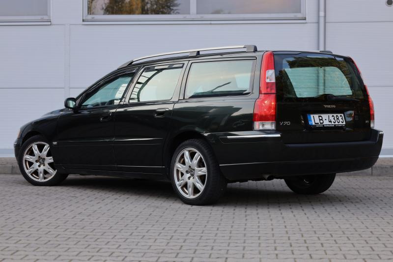 Volvo - V70 - pic5