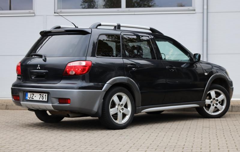 Mitsubishi - Outlander - pic5