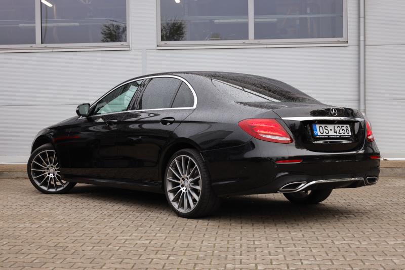Mercedes-Benz - E220 - pic6