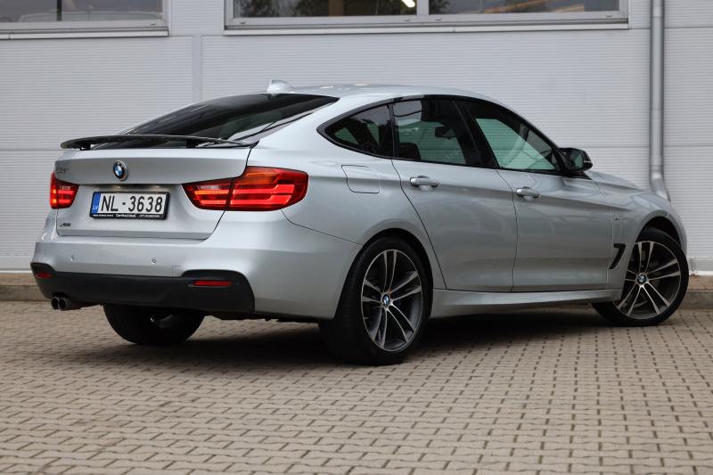 BMW - 330 - pic6