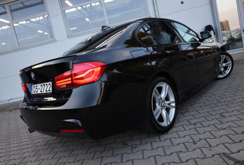 BMW - 318 - pic11