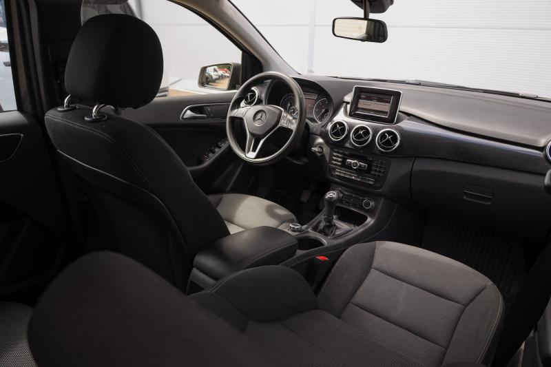 Mercedes-Benz - B180 - pic14